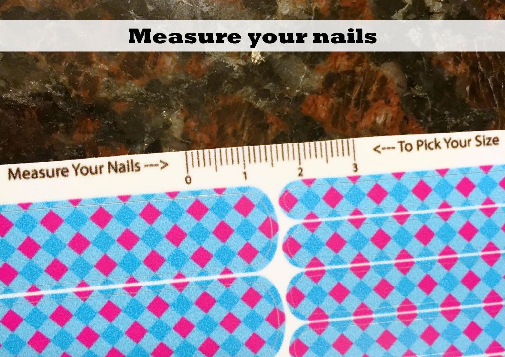 nail-wrap-measurement-ruler