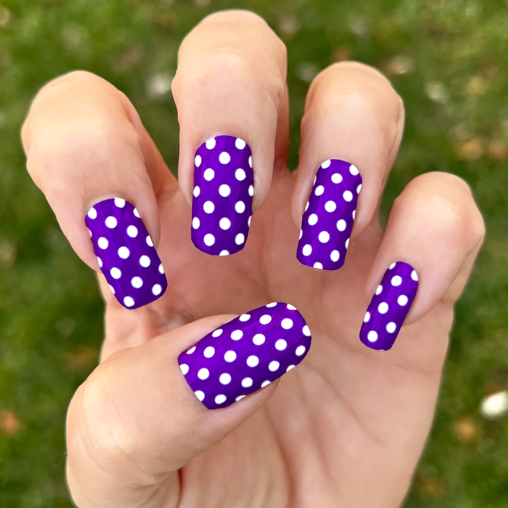 How to create cute interlocking dot nails! - B+C Guides