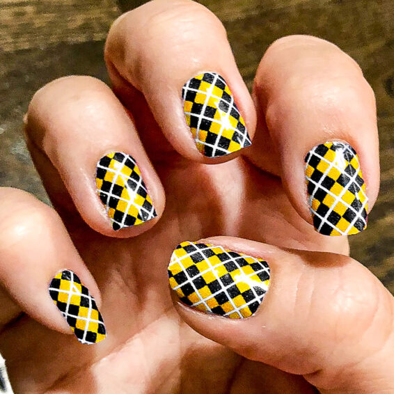 Black & Gold Argyle with White Nail Art Design