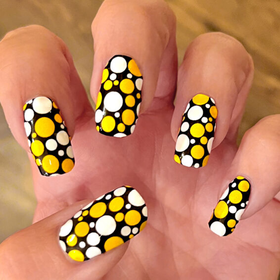 Black with Gold and White Bubbles Nail Wraps