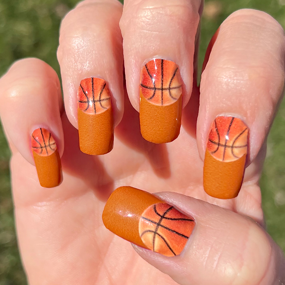 16 Gorgeous Orange Nail Ideas to Add Some Spice to Your Manicure |  LoveToKnow